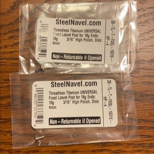 Pair of 18g 3/16 labrets with 4mm discs